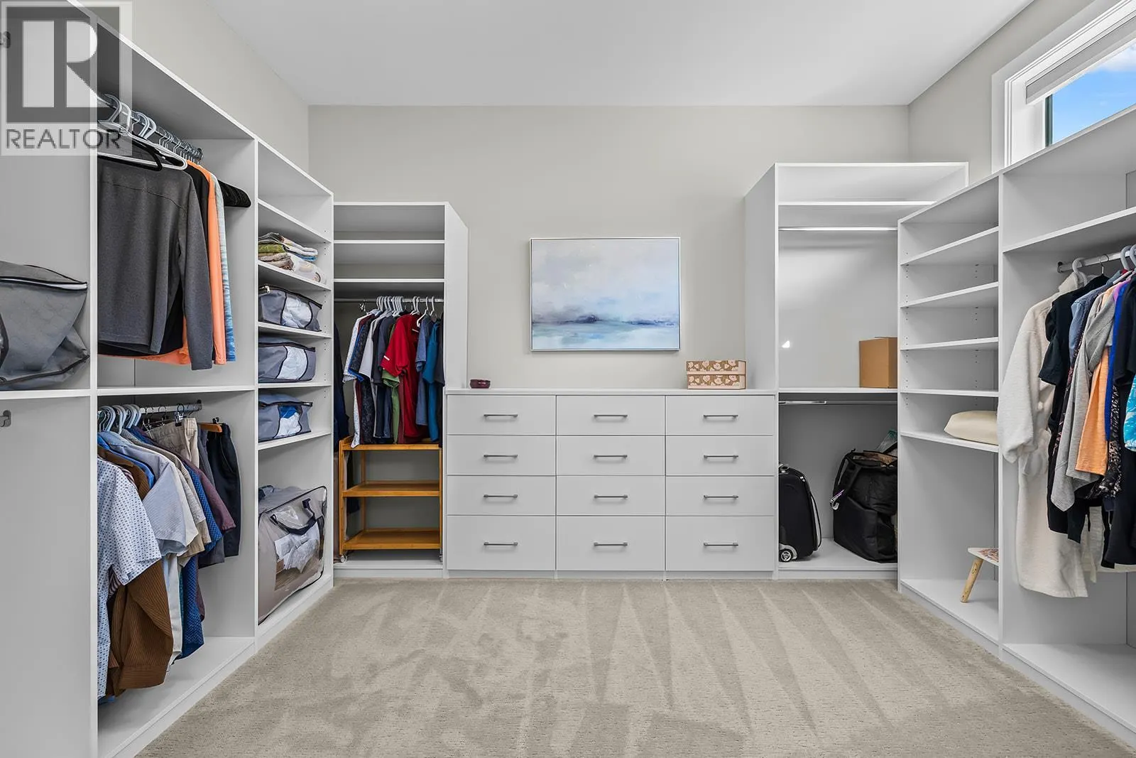 10018 Beacon Hill Drive