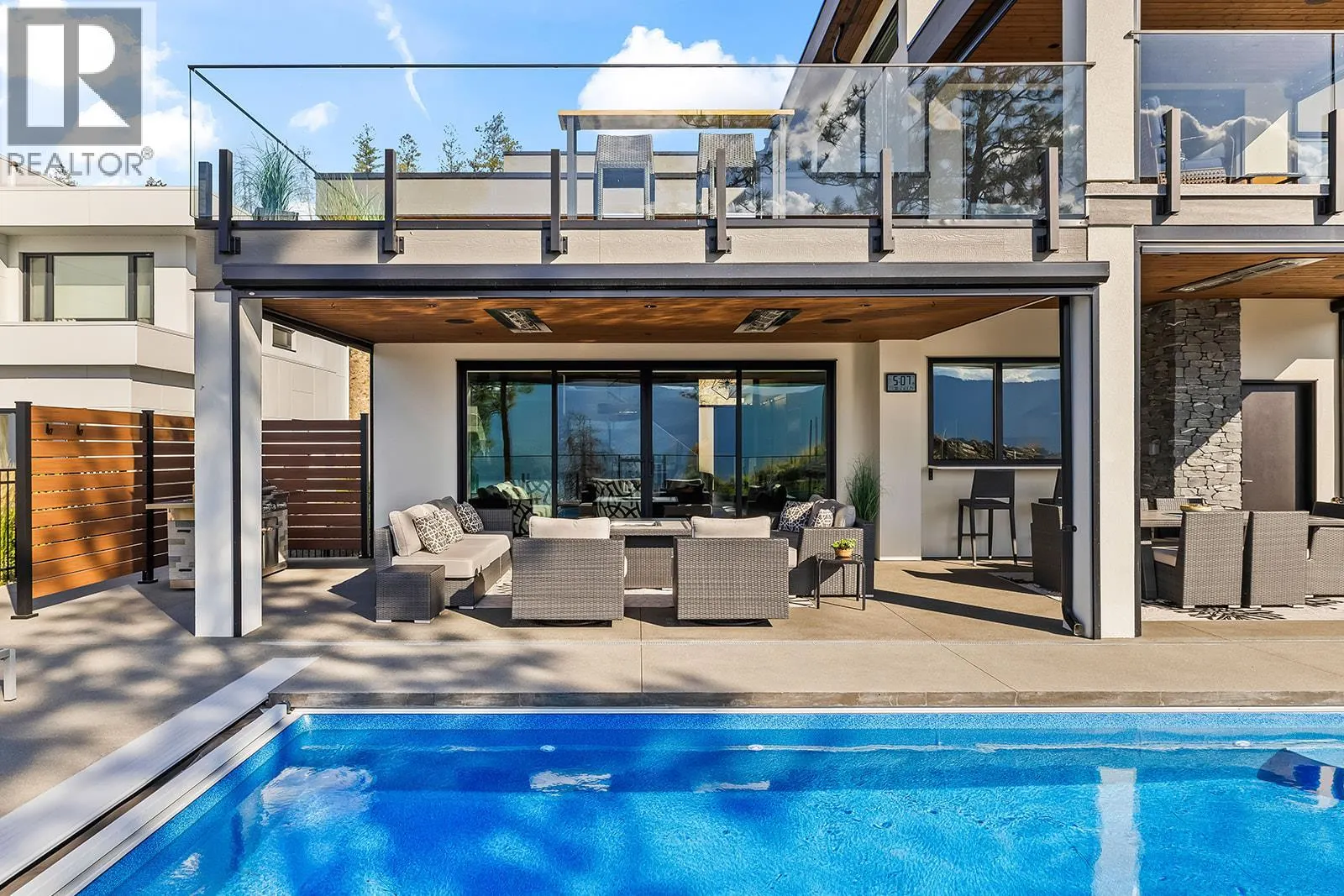 10018 Beacon Hill Drive