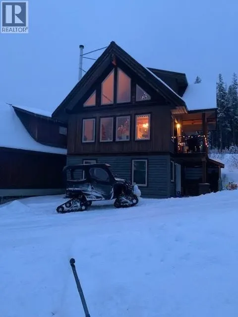 15 Falcon Drive