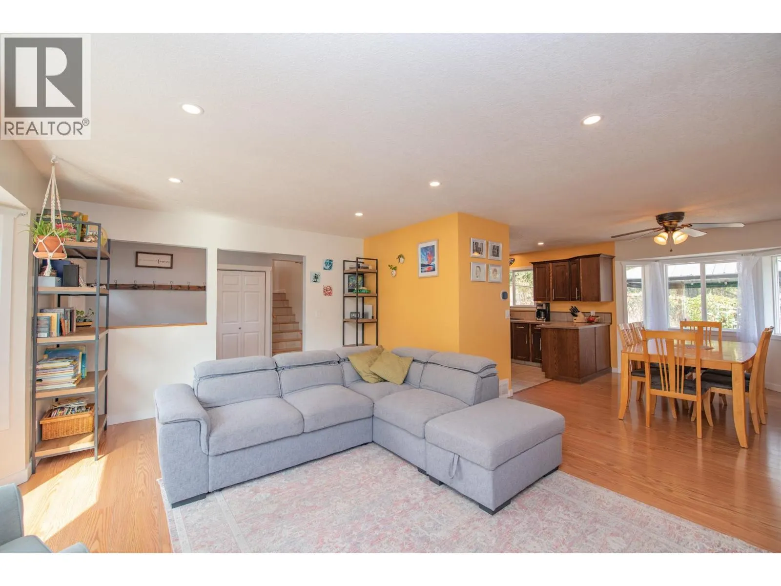 2209 Leblanc Street
