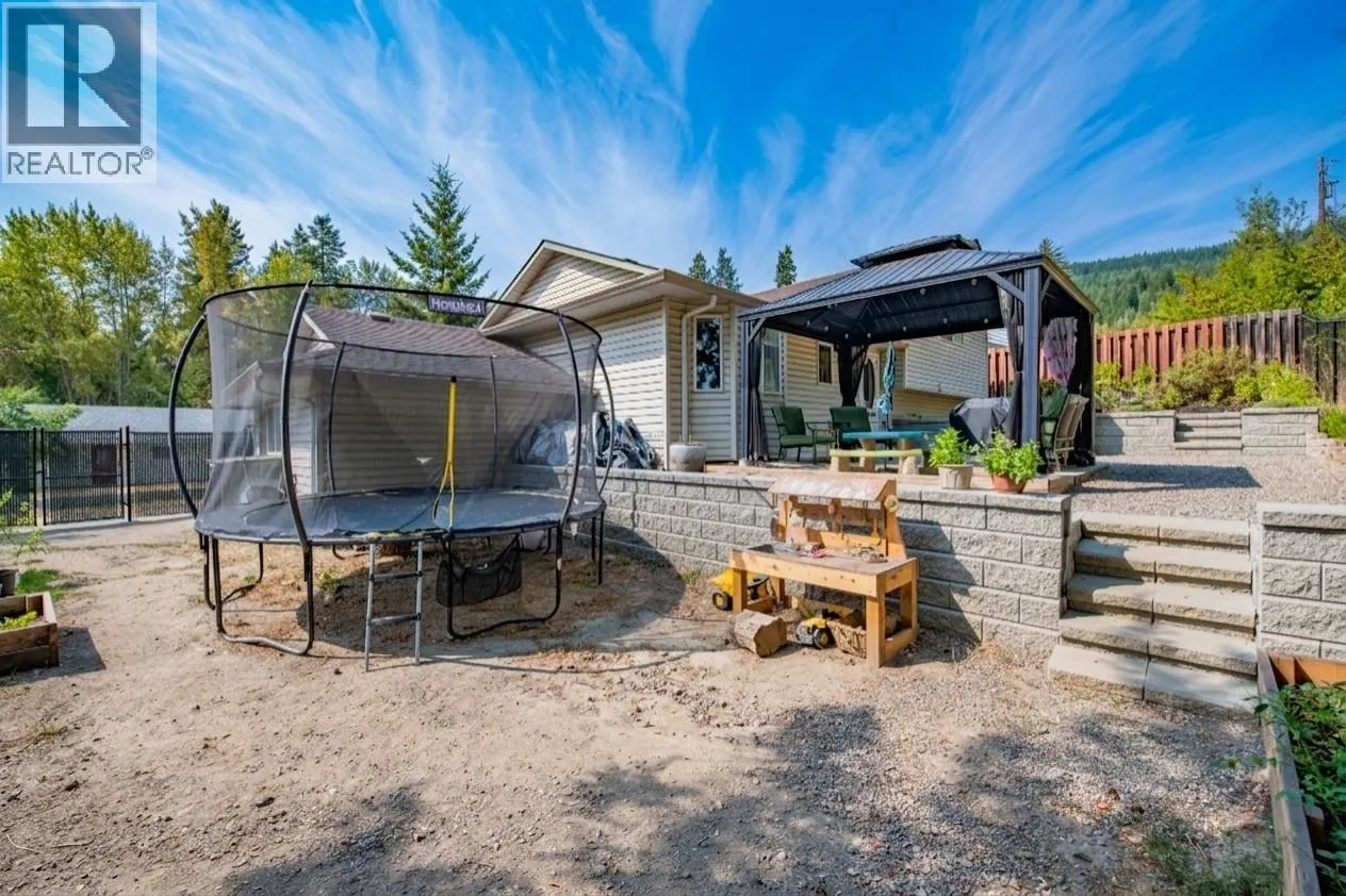 2209 Leblanc Street