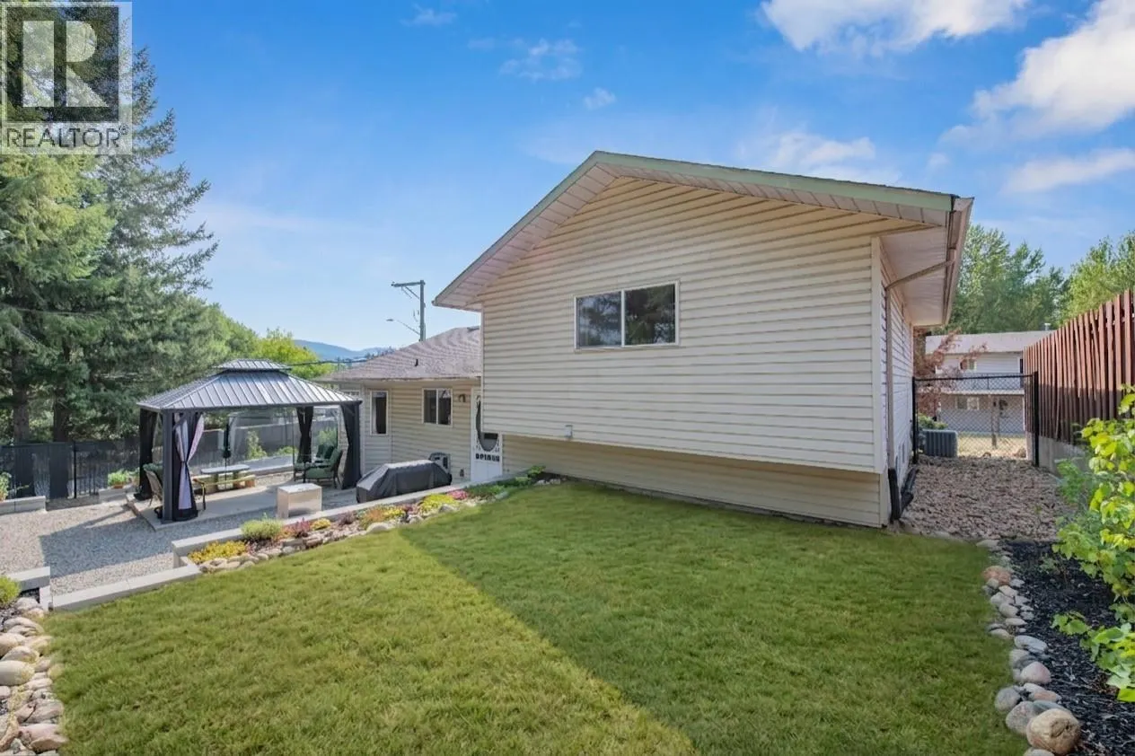 2209 Leblanc Street