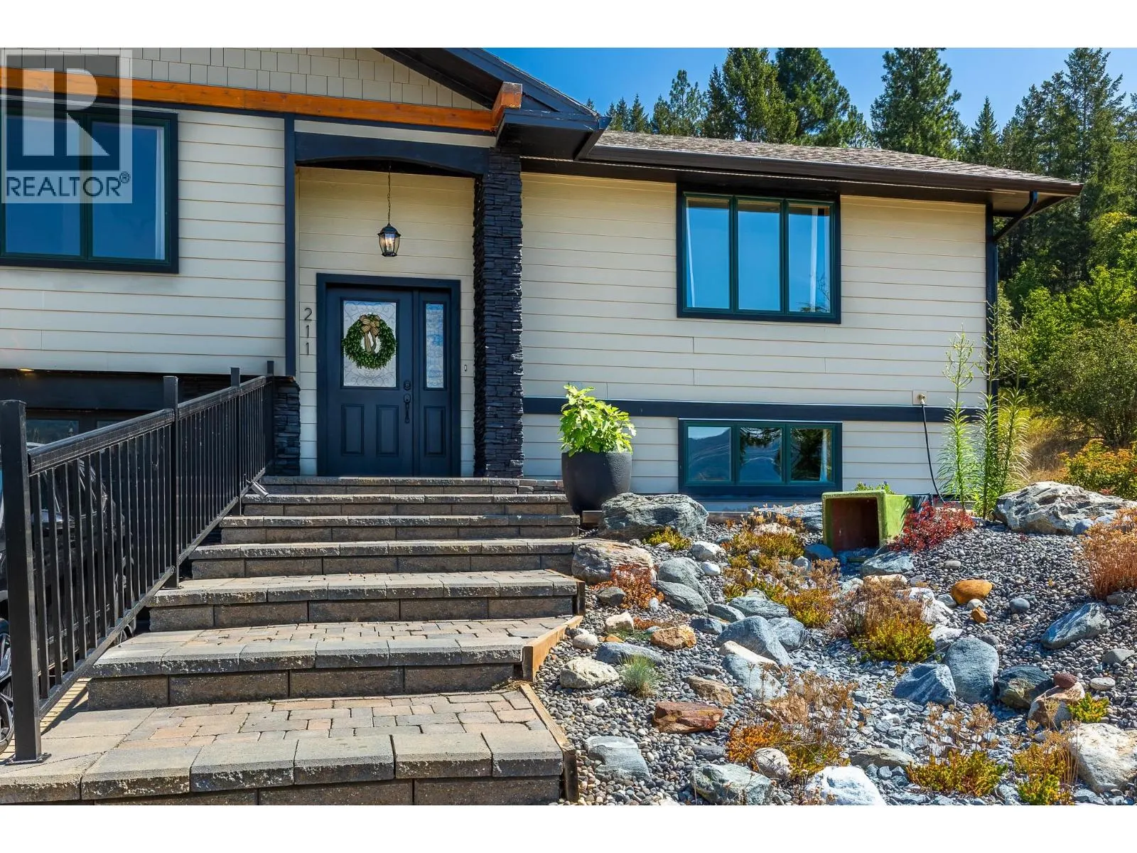 211 Enderby Grindrod Road