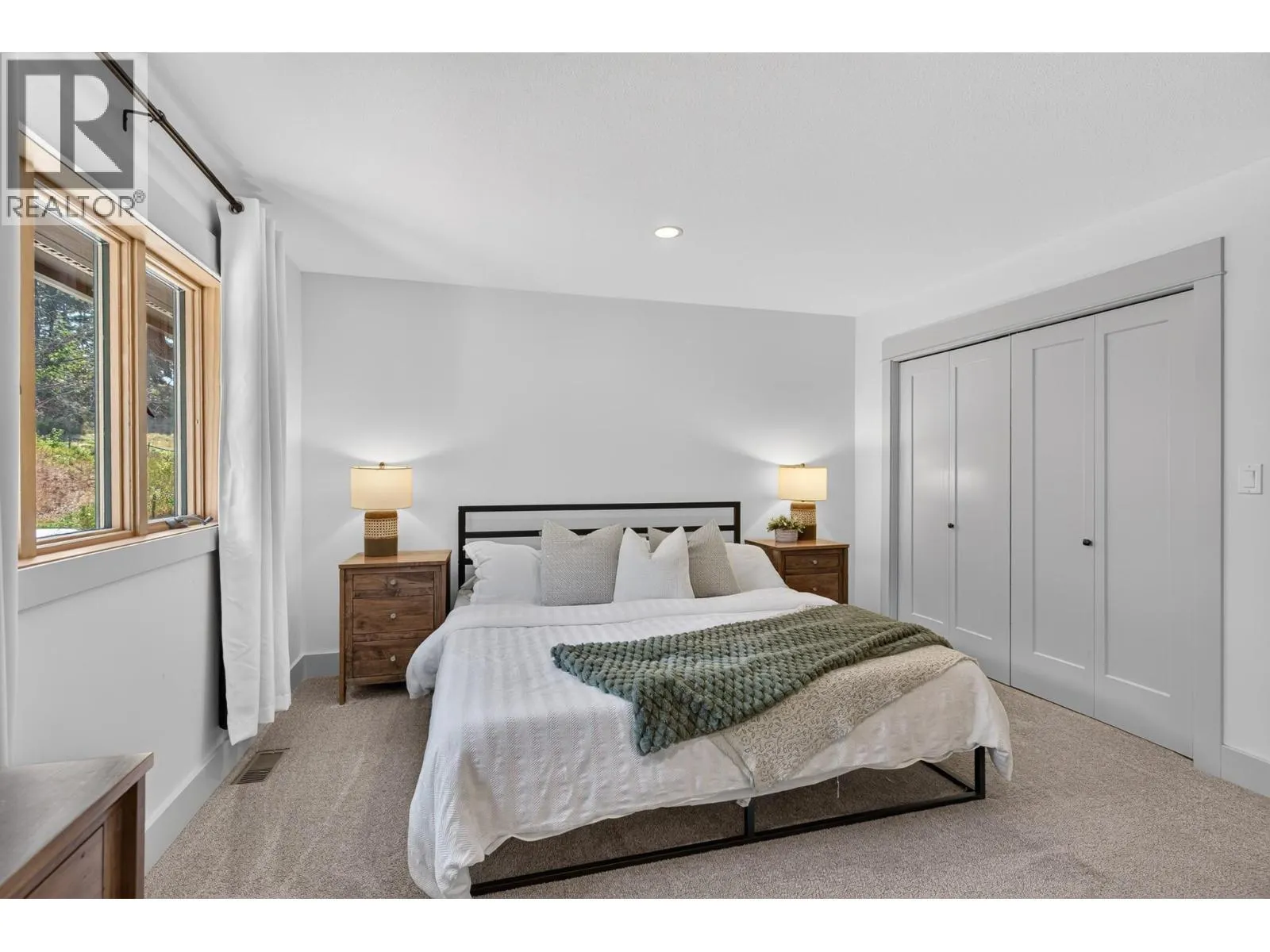 211 Enderby Grindrod Road