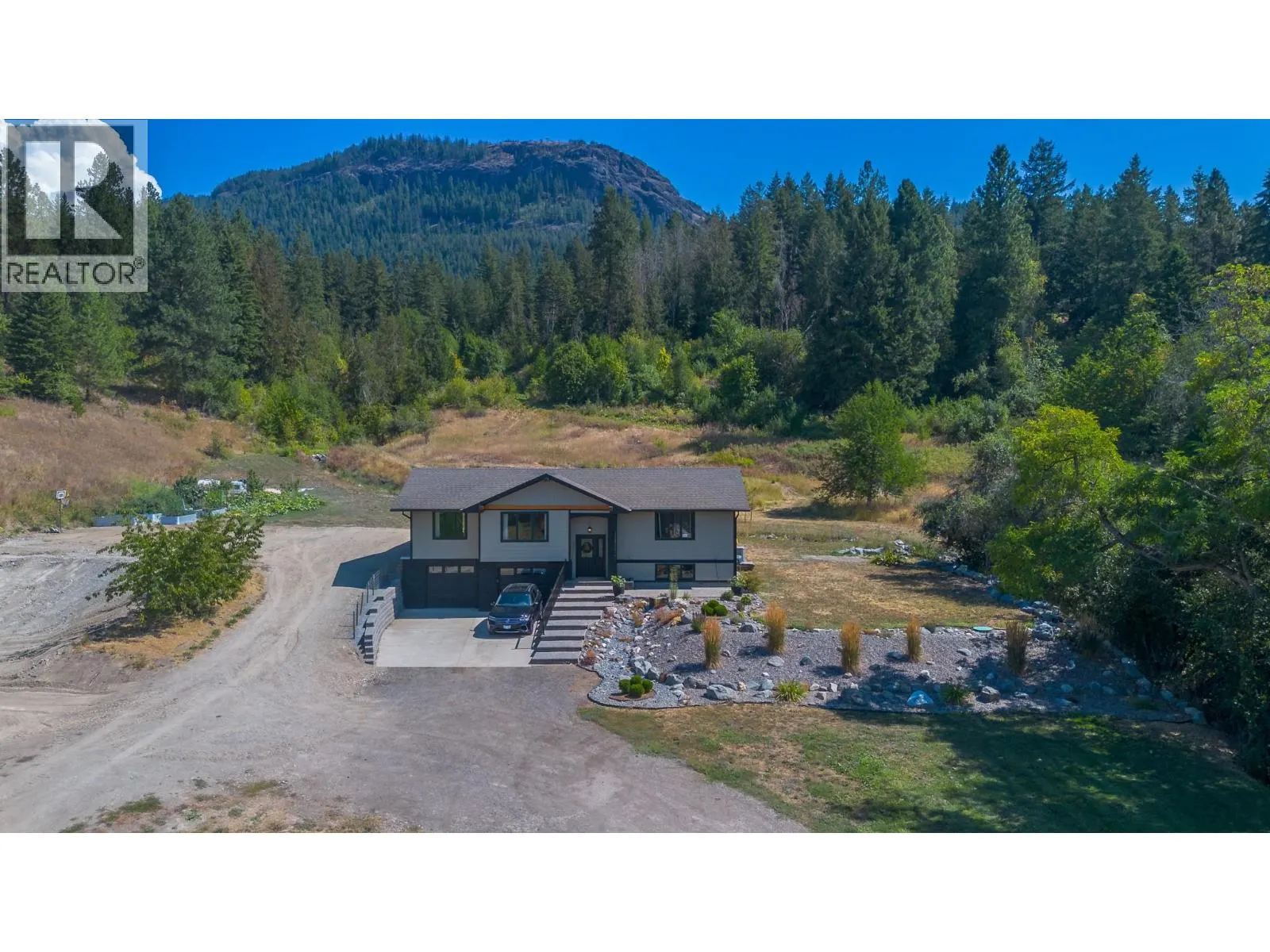 211 Enderby Grindrod Road