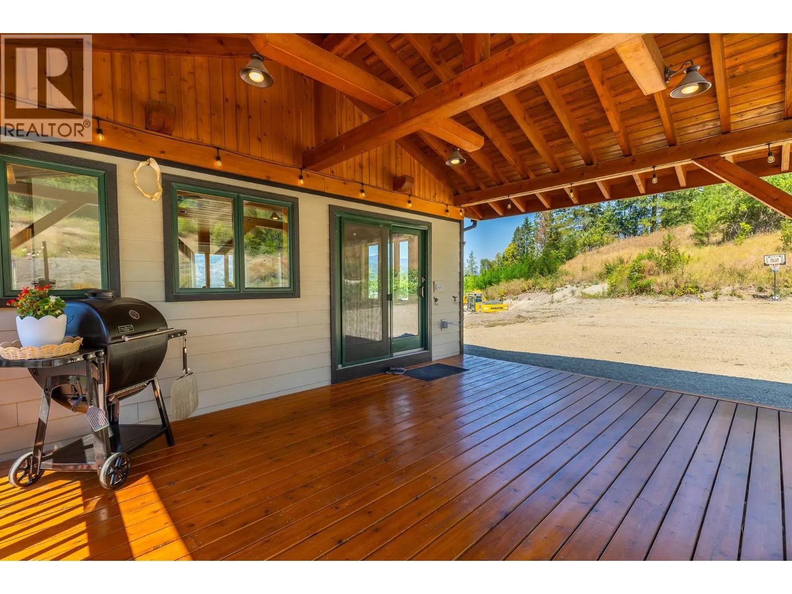 211 Enderby Grindrod Road