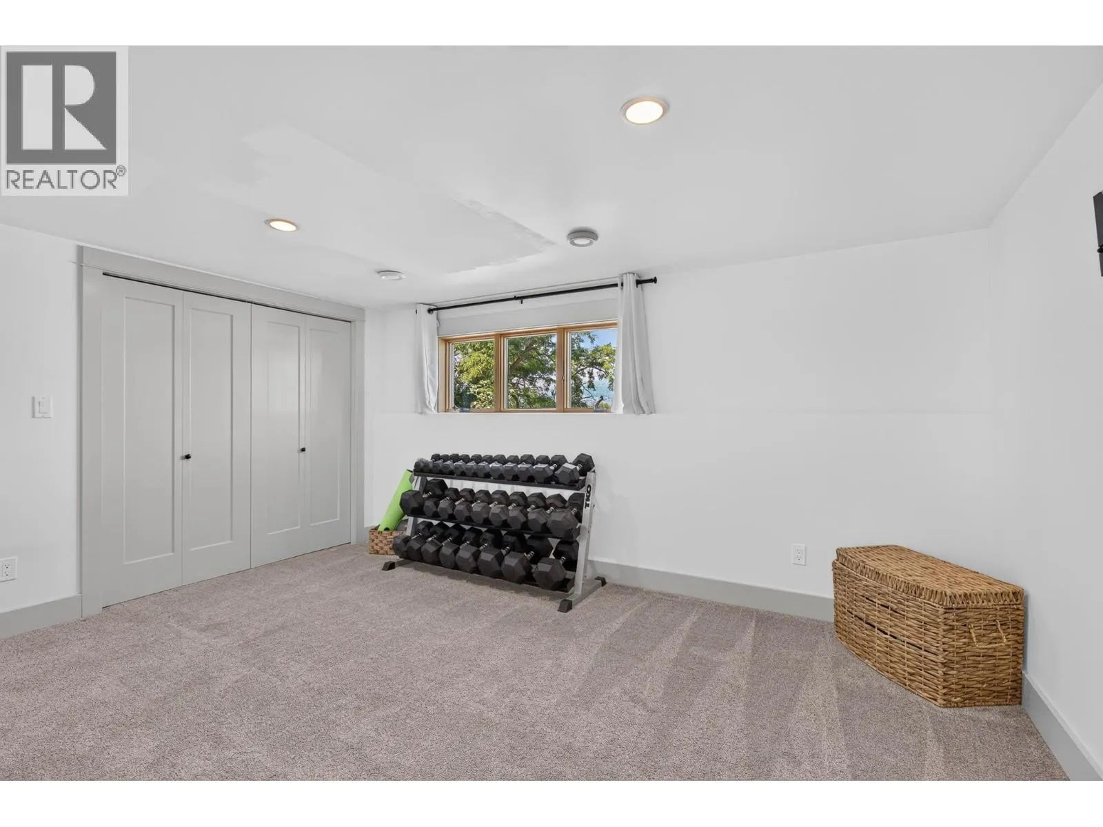 211 Enderby Grindrod Road