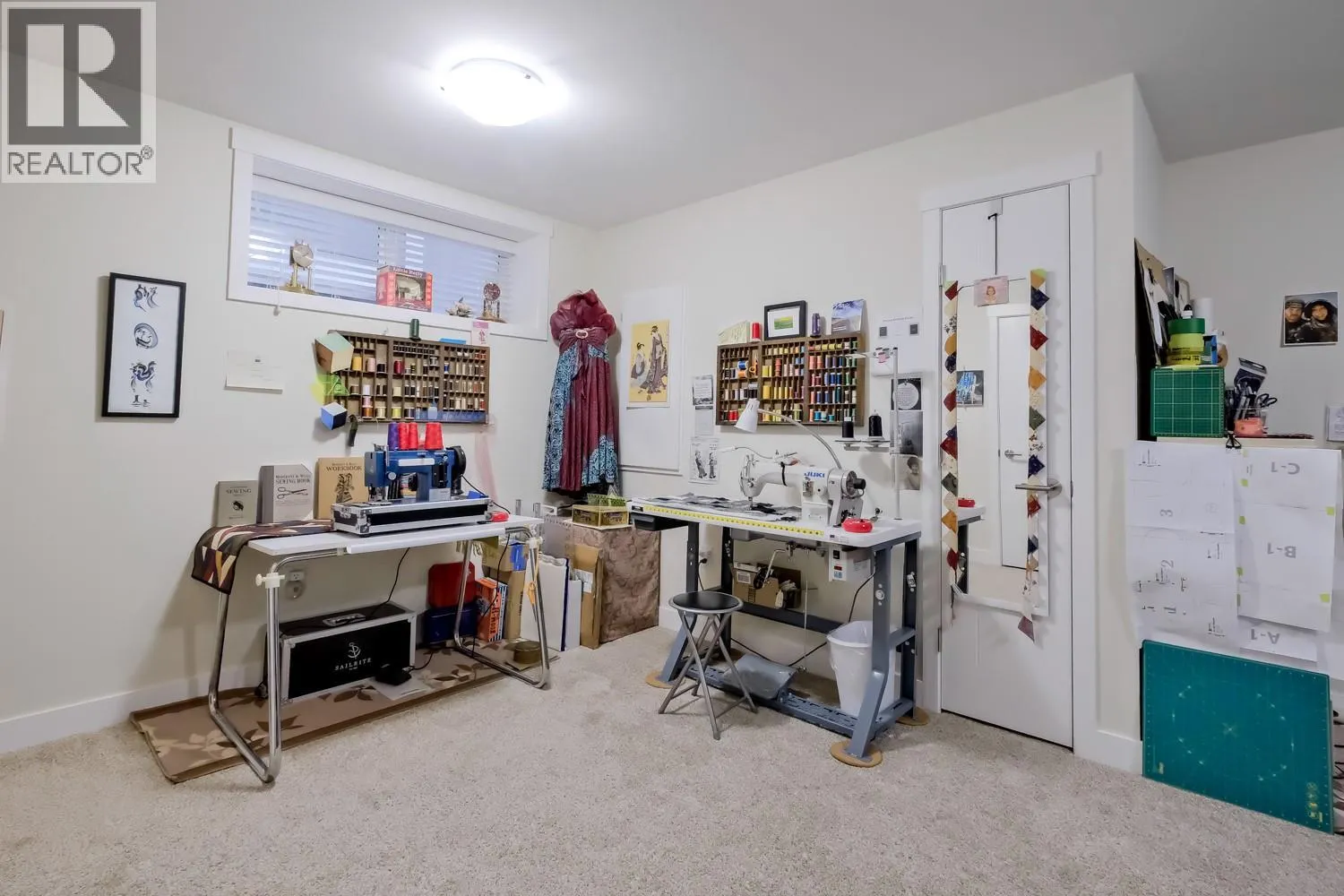 926 HOLDEN Road