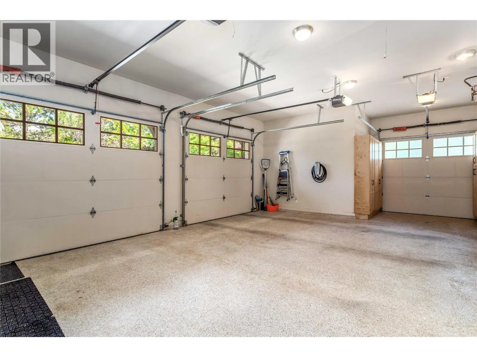1173 Parkbluff Lane
