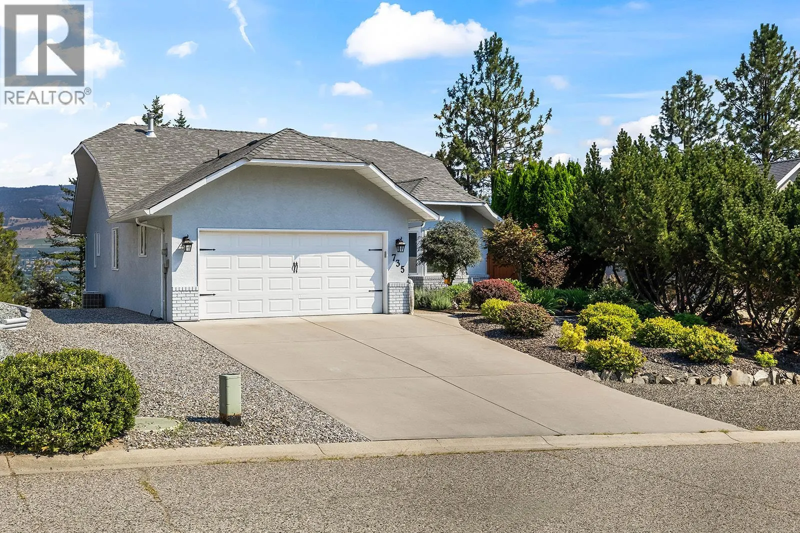 735 Nahanni Place