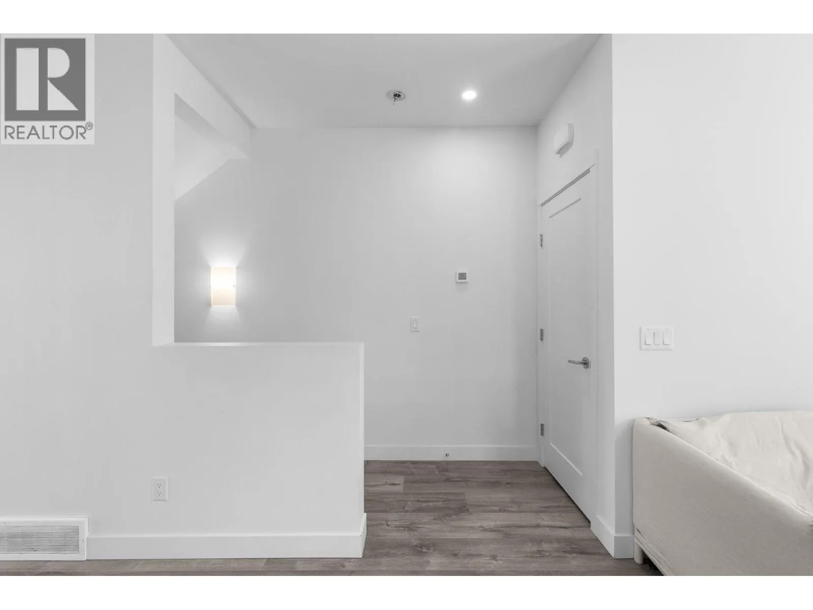 610 Academy Way Unit# 19
