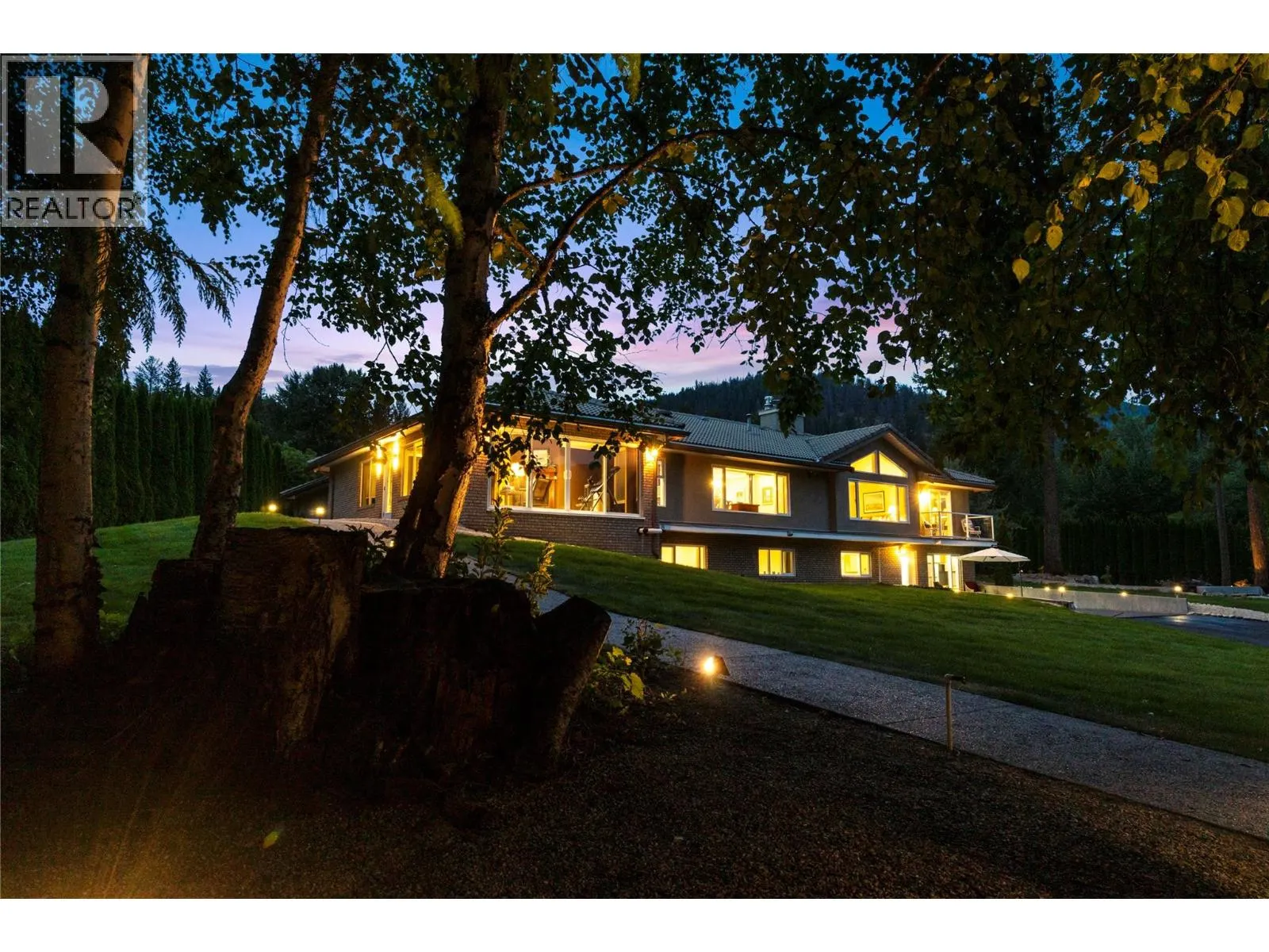 3886 Parri Road