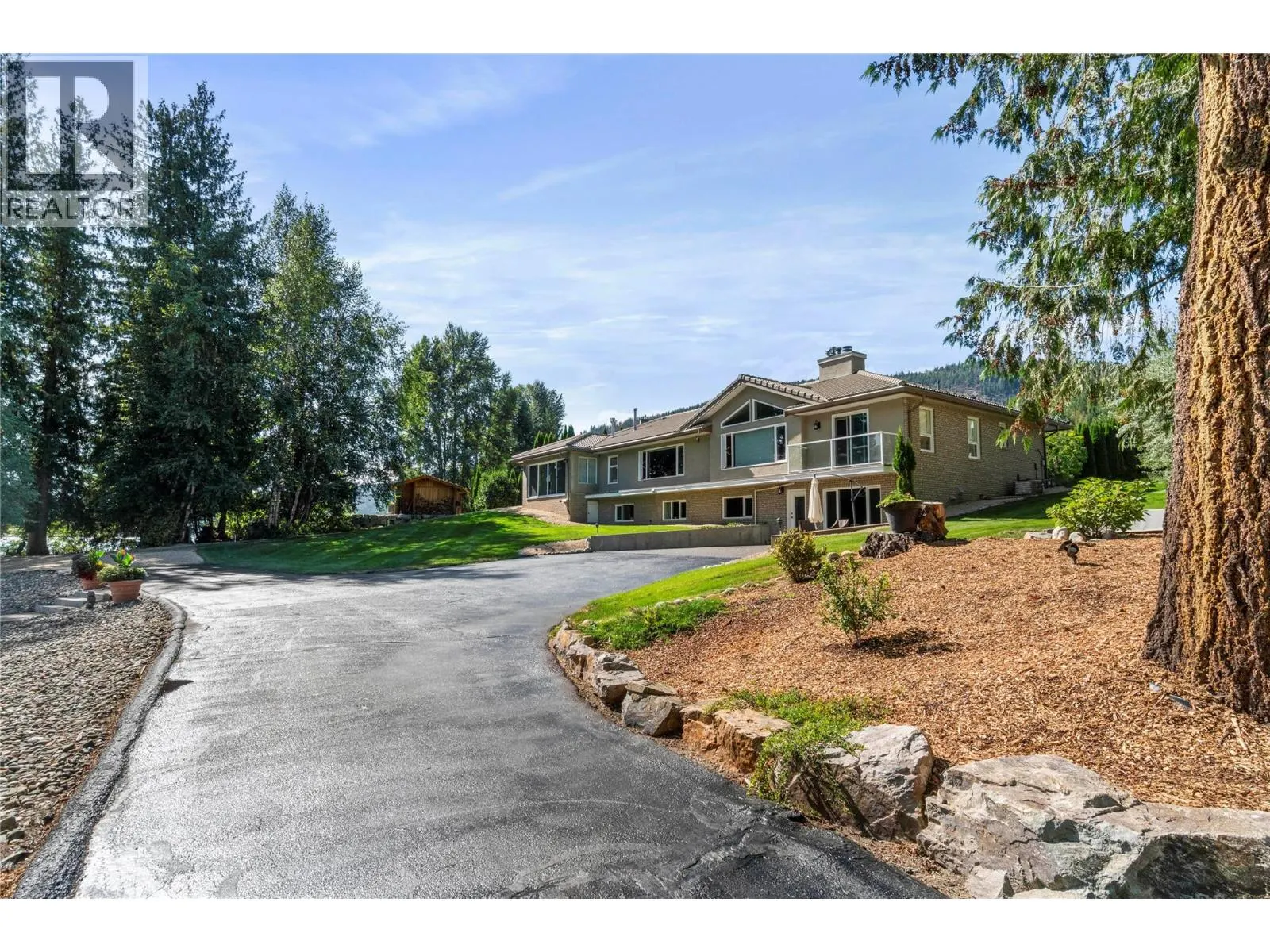 3886 Parri Road