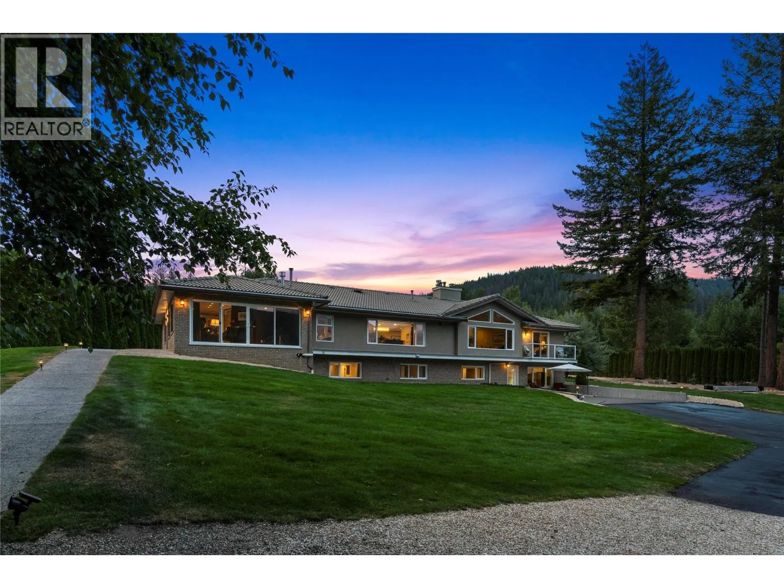 3886 Parri Road