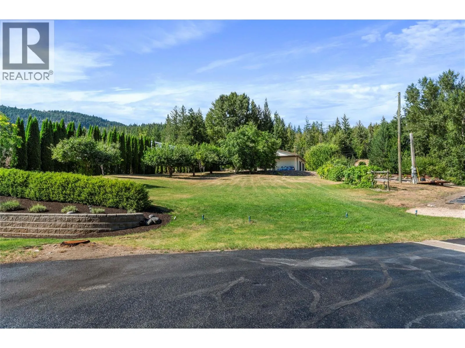 3886 Parri Road