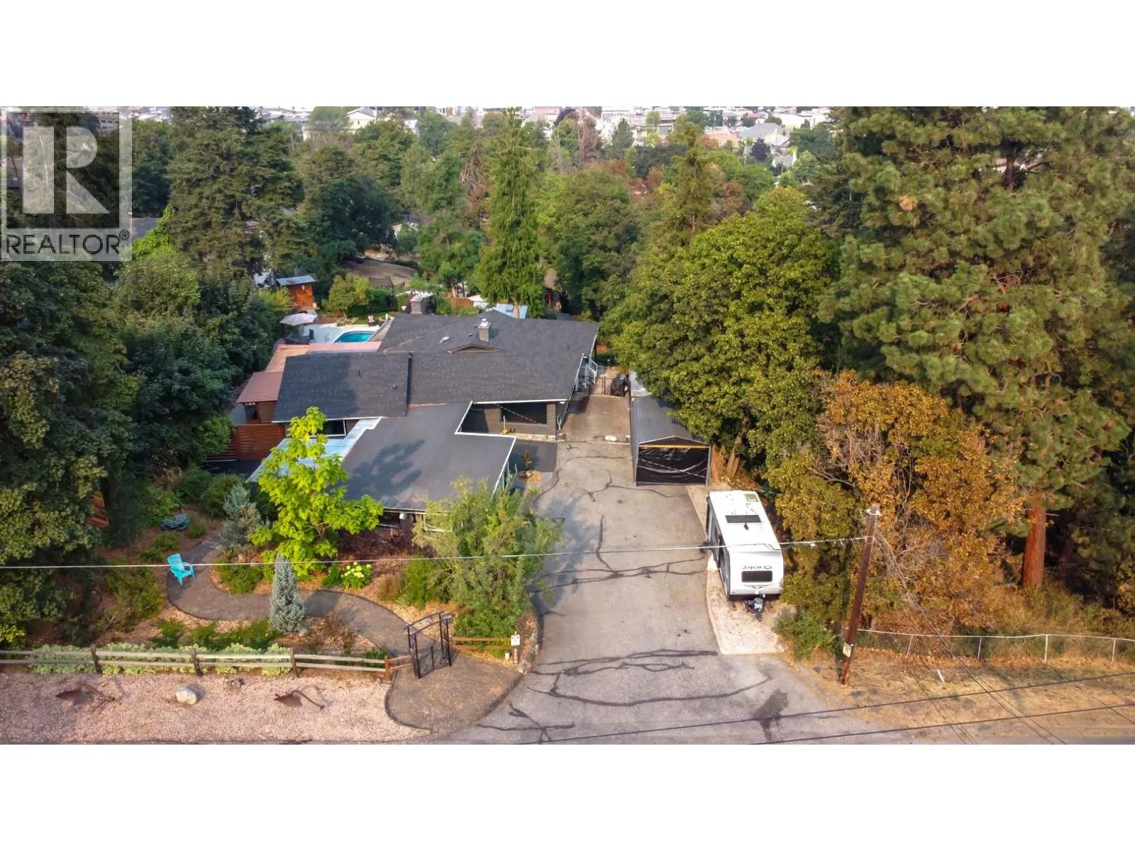 3006 22 Street