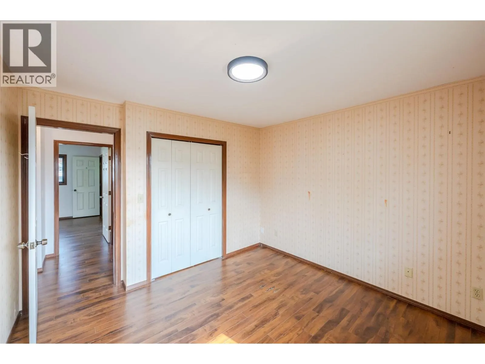14 Bartlett Place