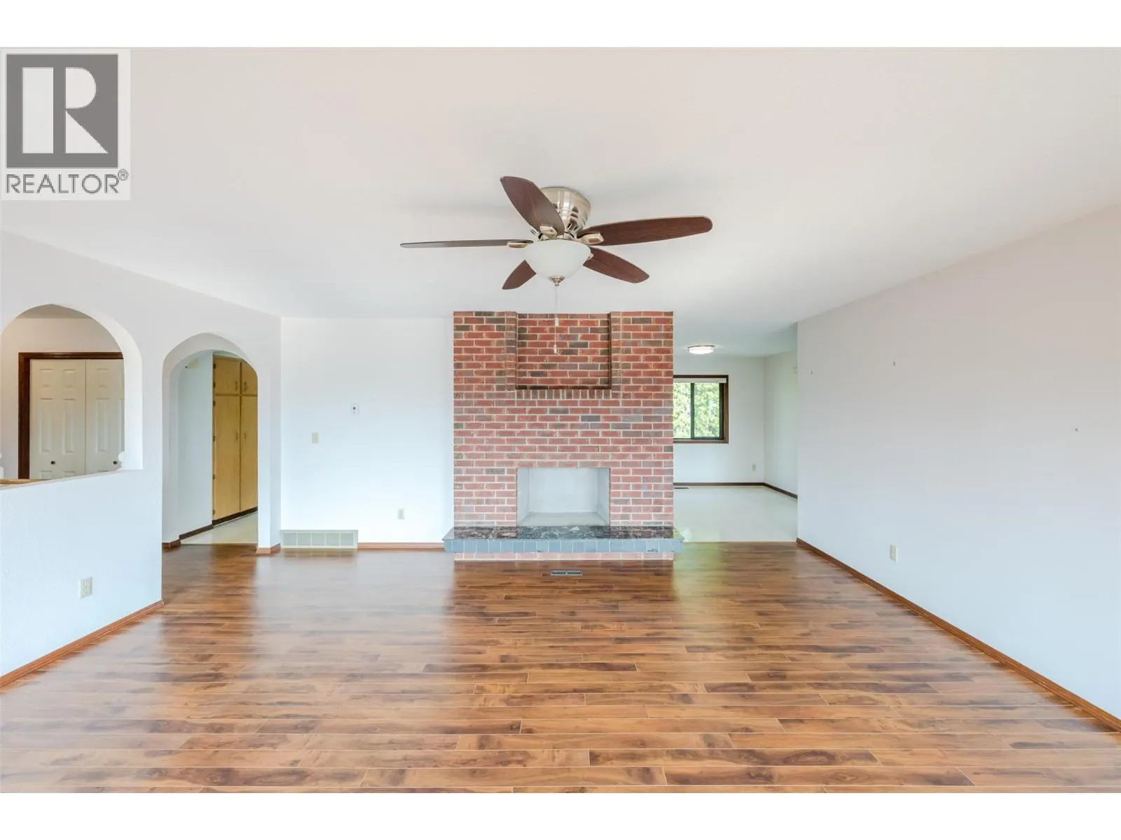 14 Bartlett Place