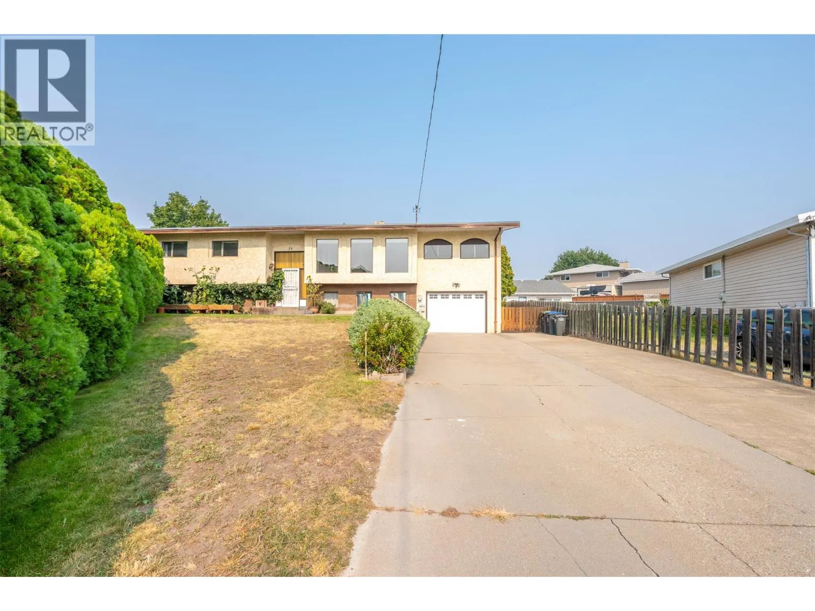 14 Bartlett Place