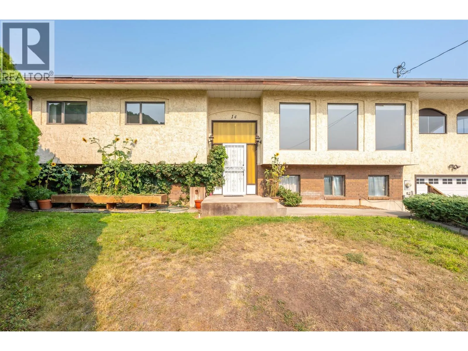 14 Bartlett Place