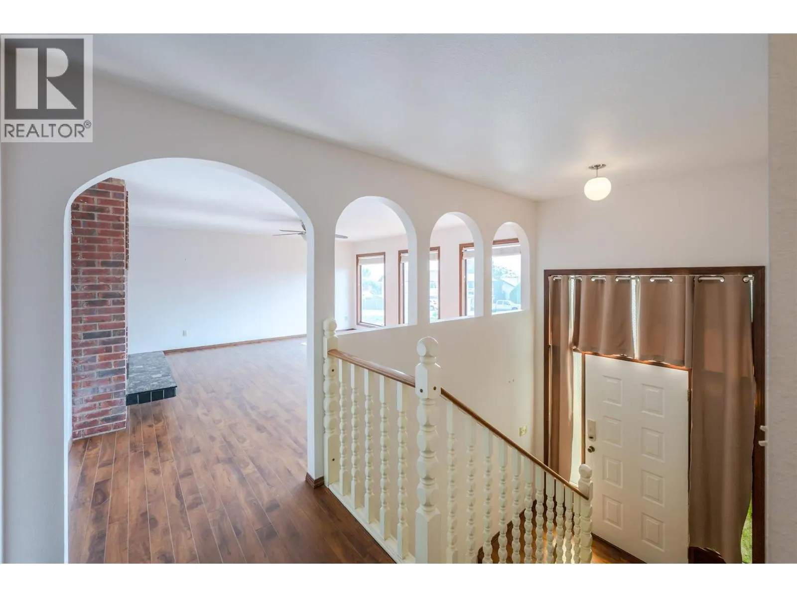 14 Bartlett Place