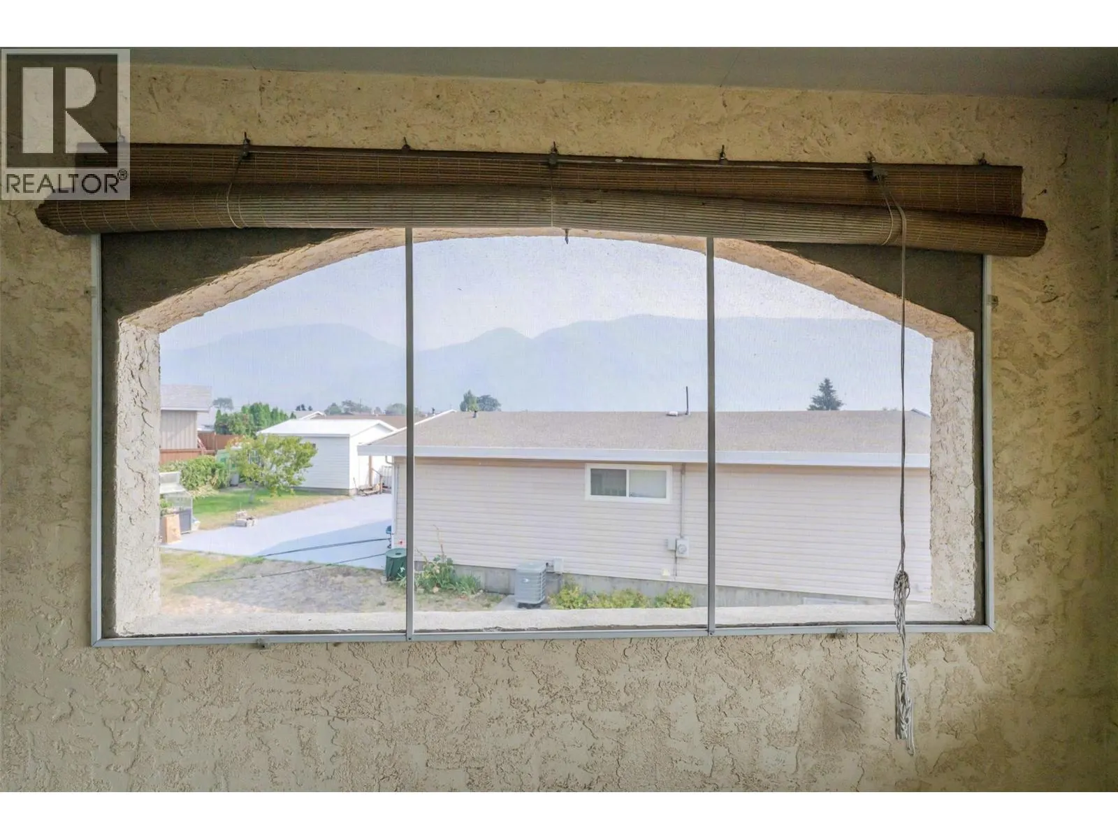 14 Bartlett Place