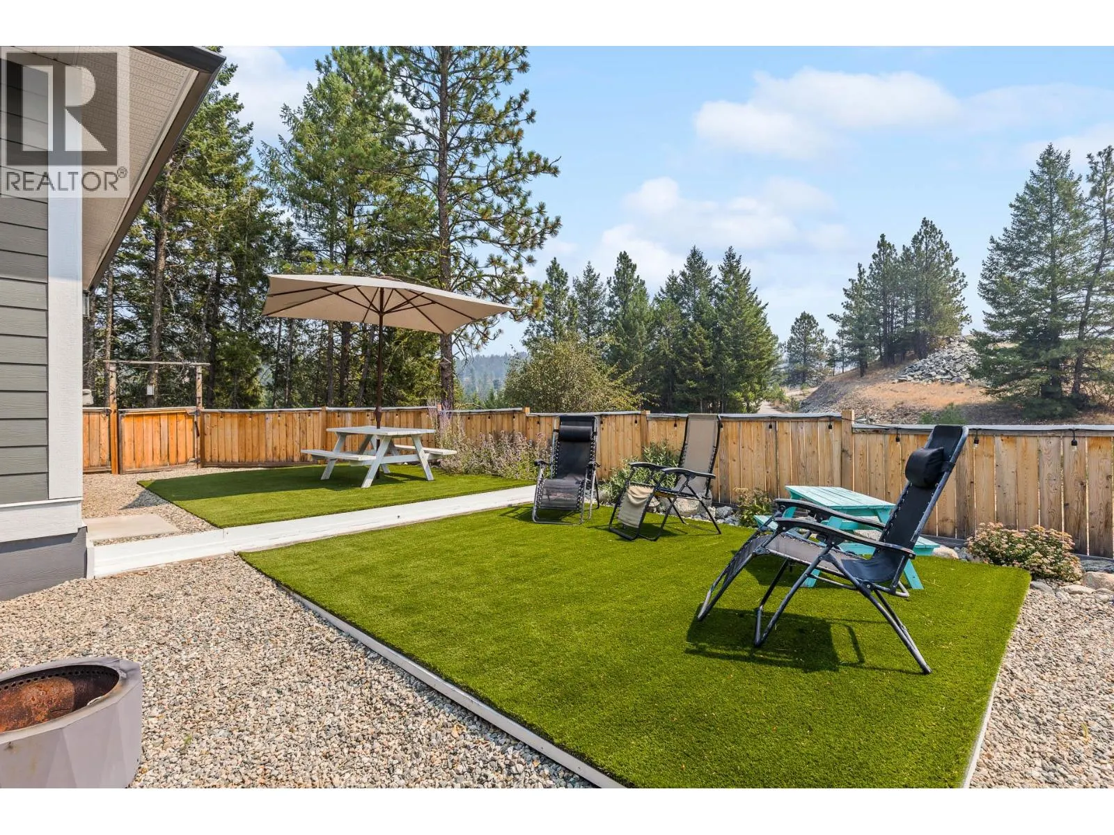 125 Falcon Place