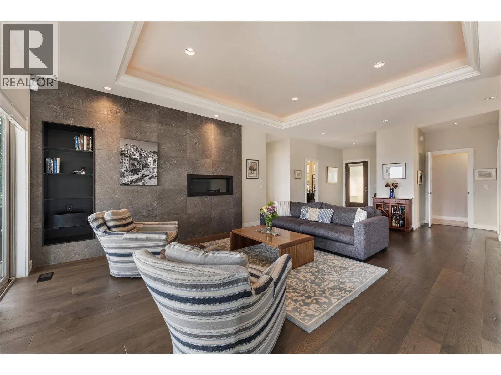 13464 Lake Hill Drive