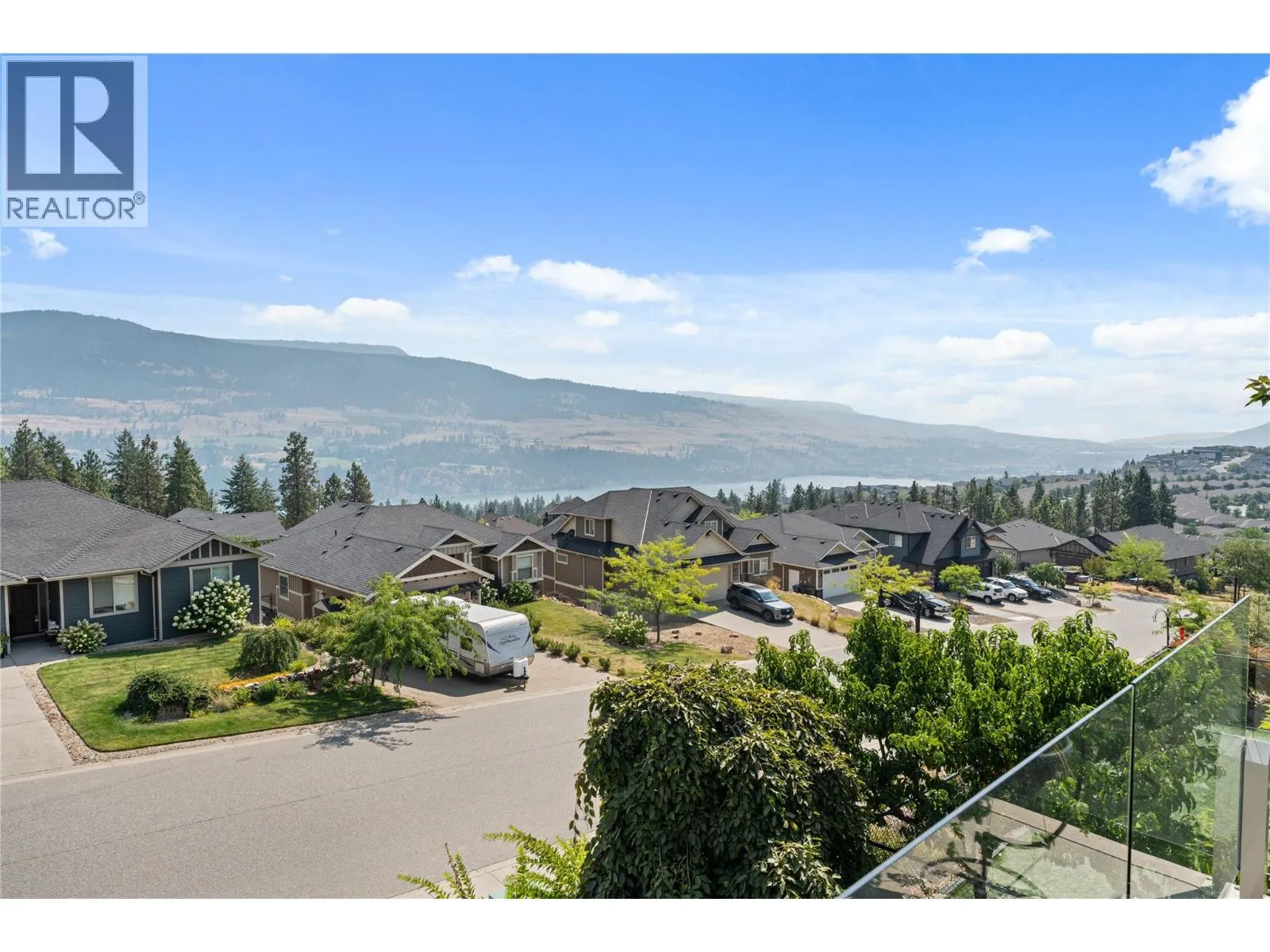 13464 Lake Hill Drive