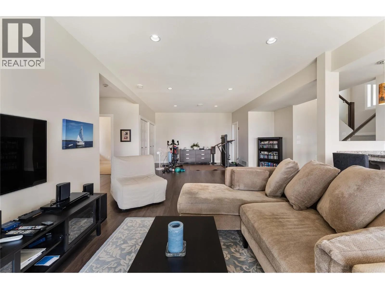 13464 Lake Hill Drive
