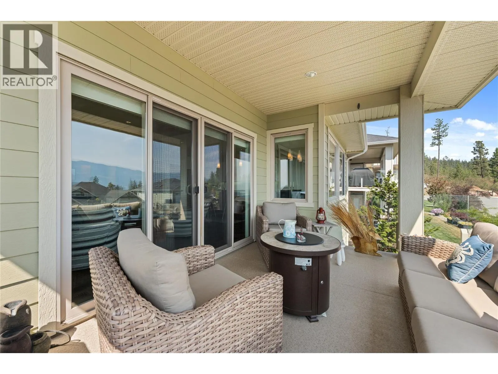 13464 Lake Hill Drive