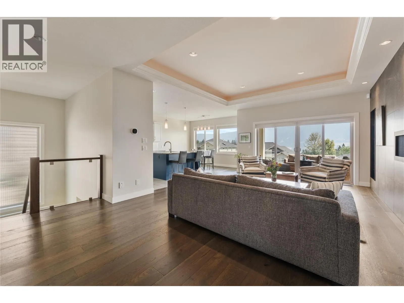 13464 Lake Hill Drive