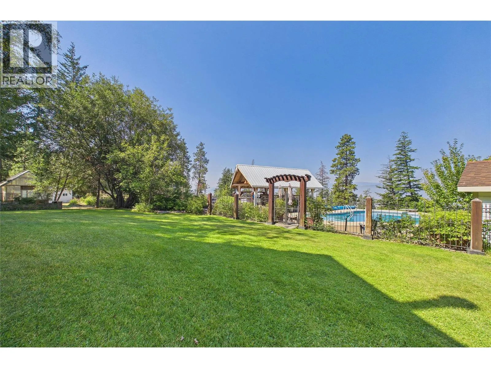114 BEAR END Road