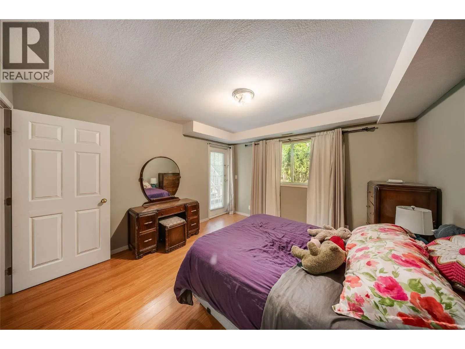573 10th Avenue Unit# 4