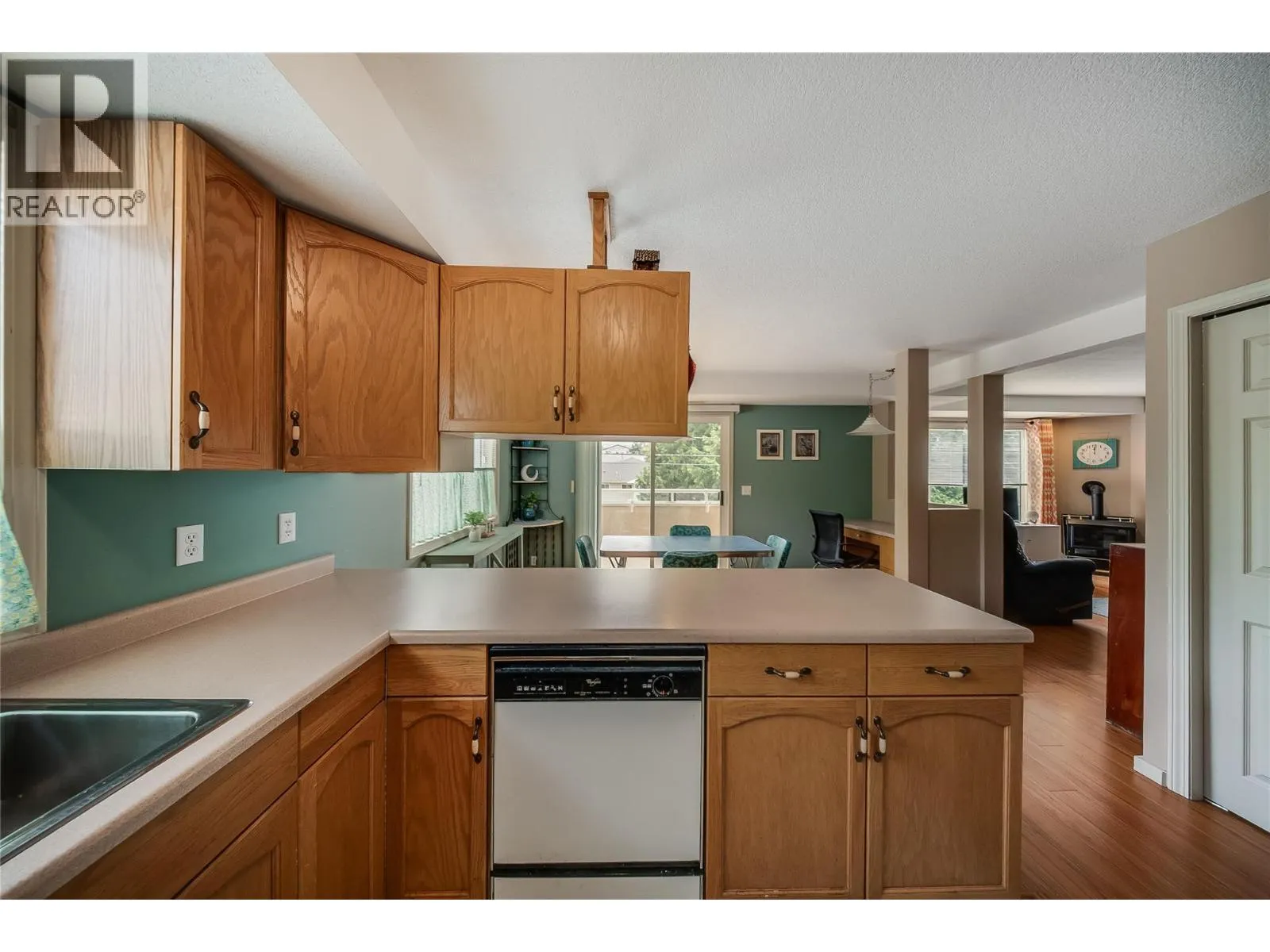 573 10th Avenue Unit# 4