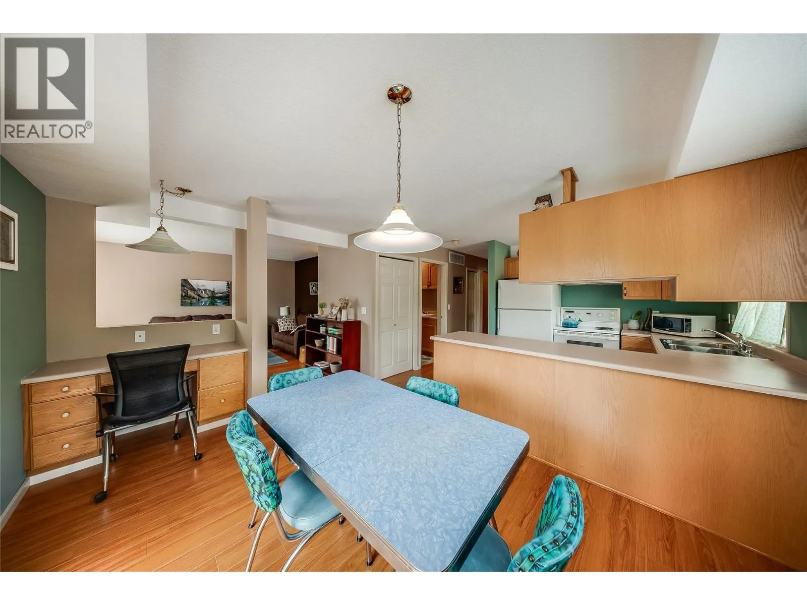 573 10th Avenue Unit# 4