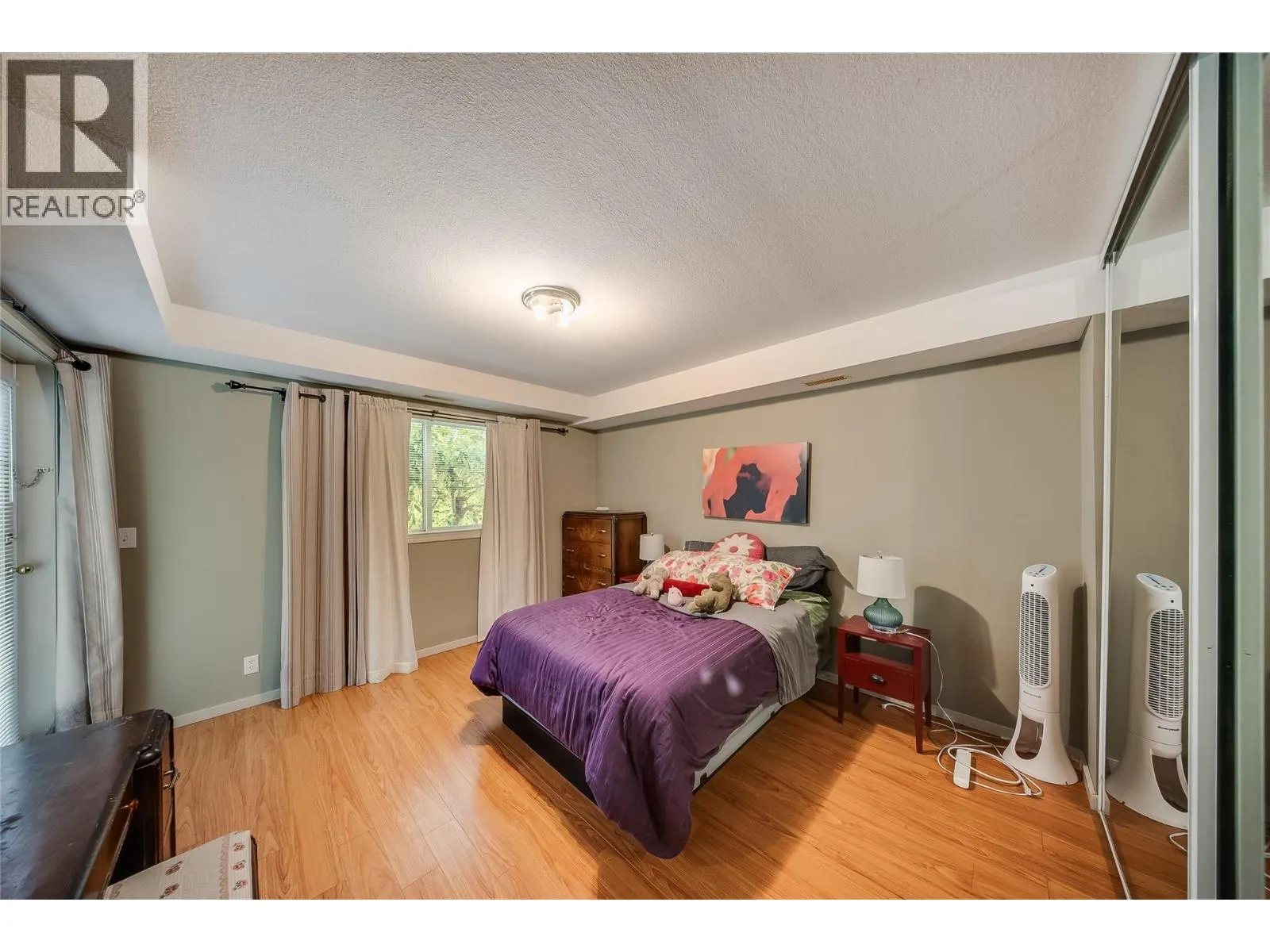 573 10th Avenue Unit# 4