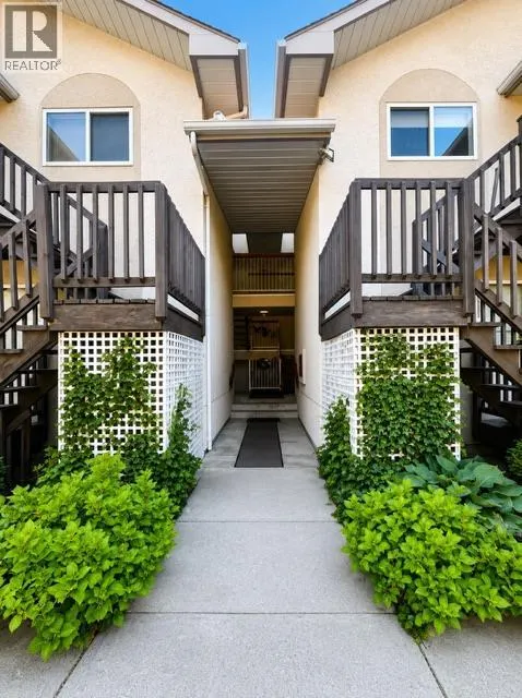573 10th Avenue Unit# 4