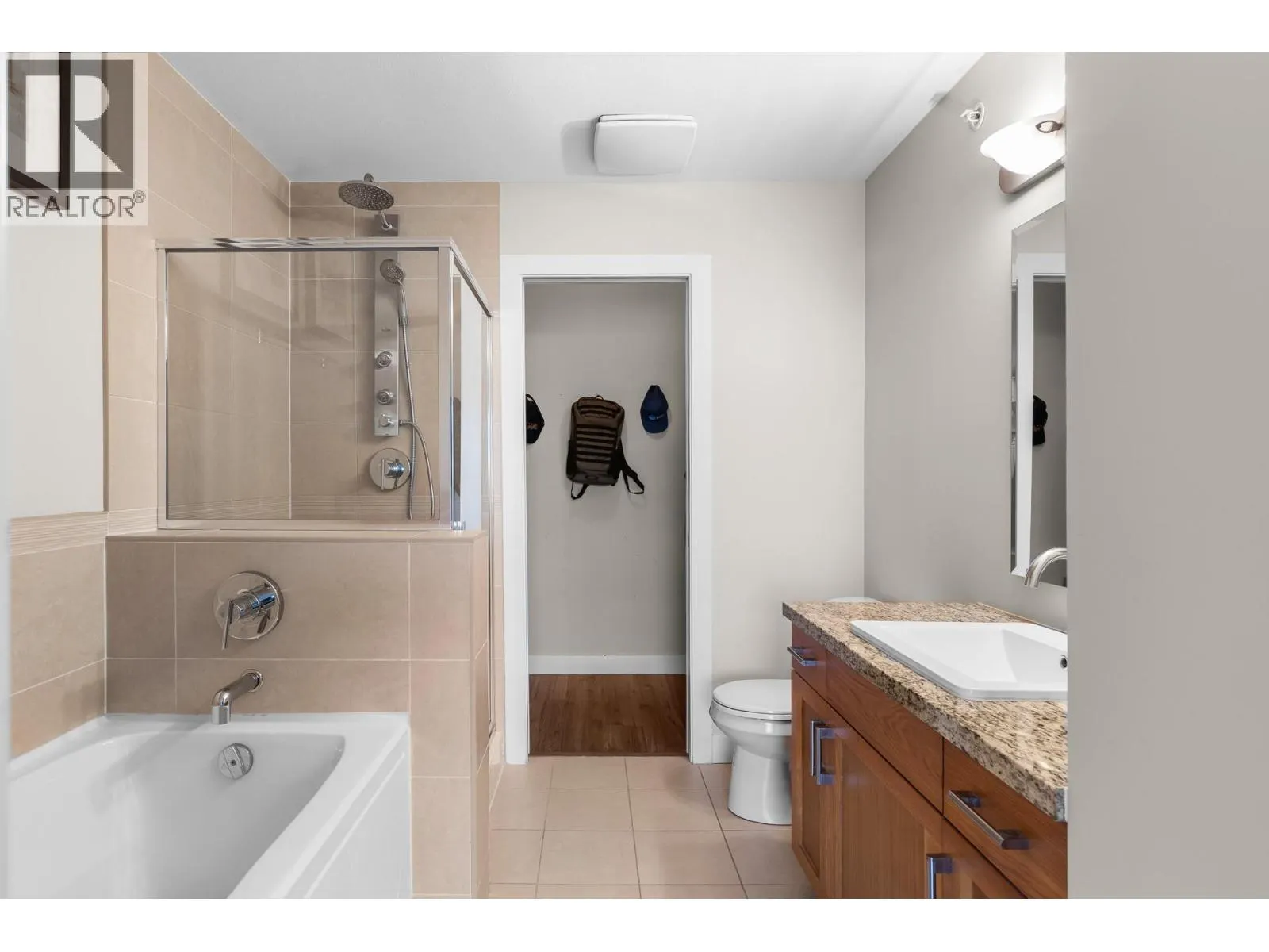 3211 Skyview Lane Unit# 406