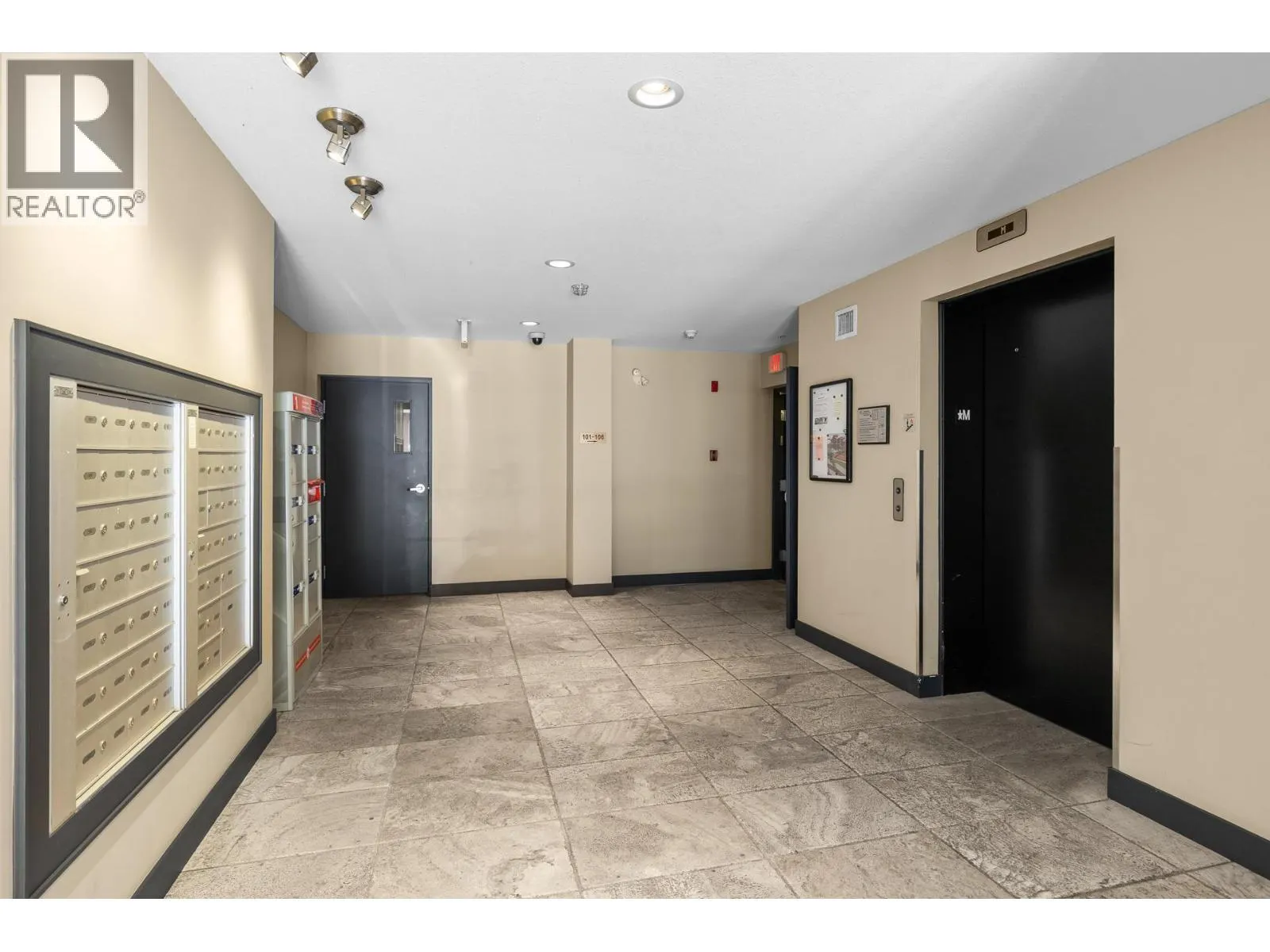 3211 Skyview Lane Unit# 406