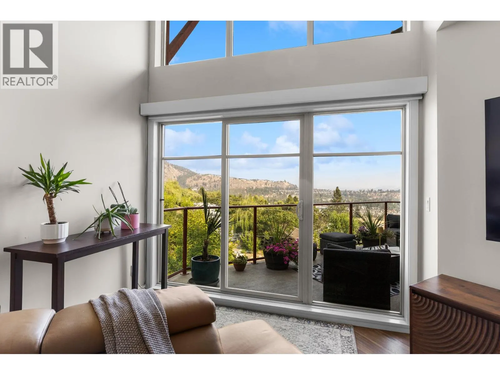 3211 Skyview Lane Unit# 406