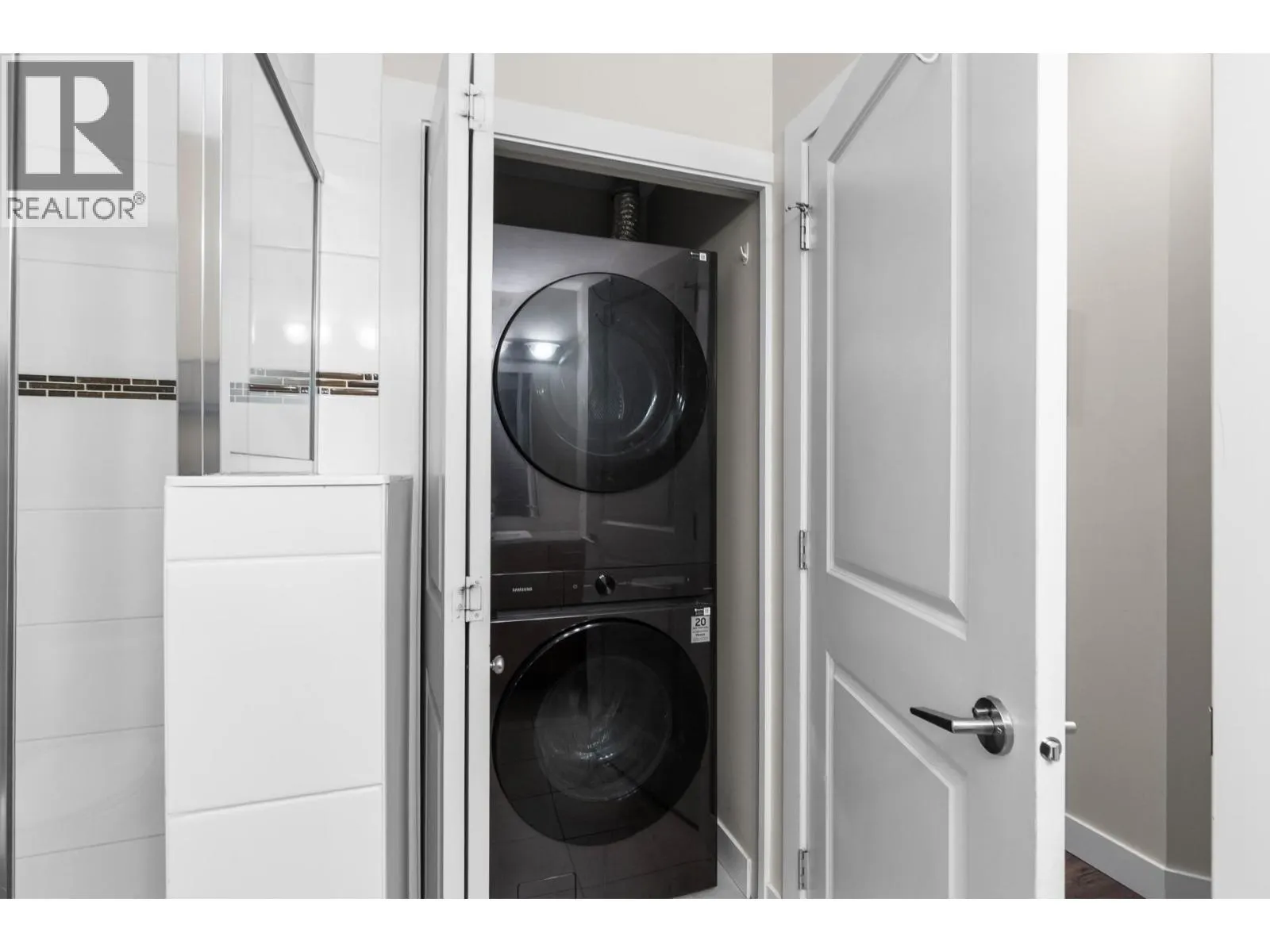 3211 Skyview Lane Unit# 406