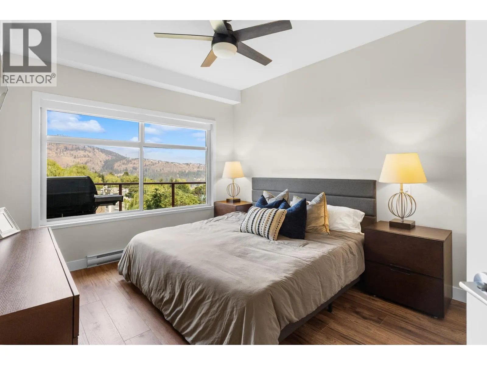 3211 Skyview Lane Unit# 406