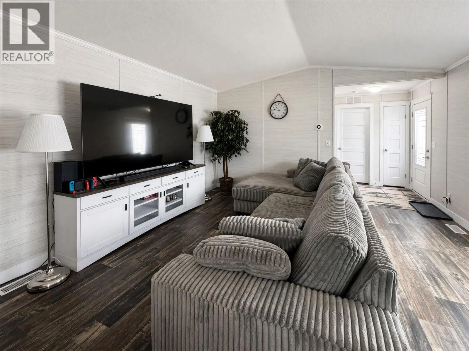 1705 Hillier Road E Unit# 24