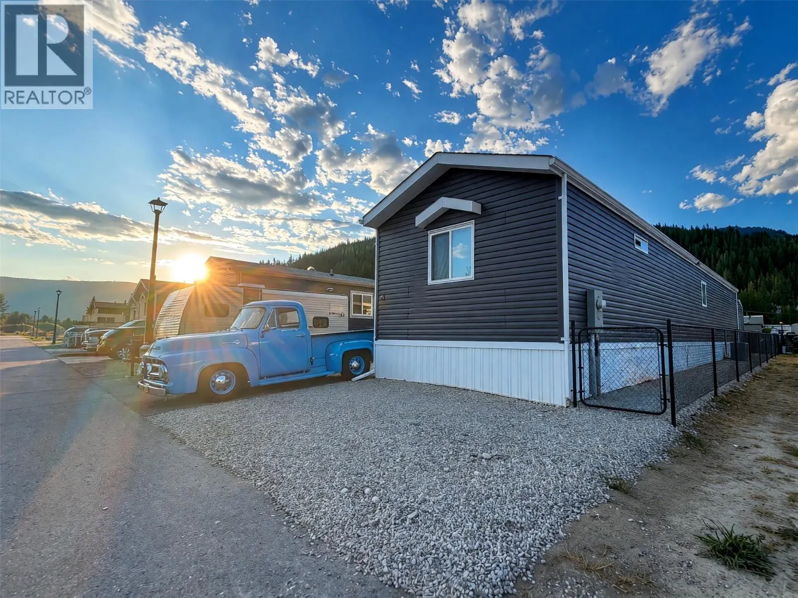 1705 Hillier Road E Unit# 24