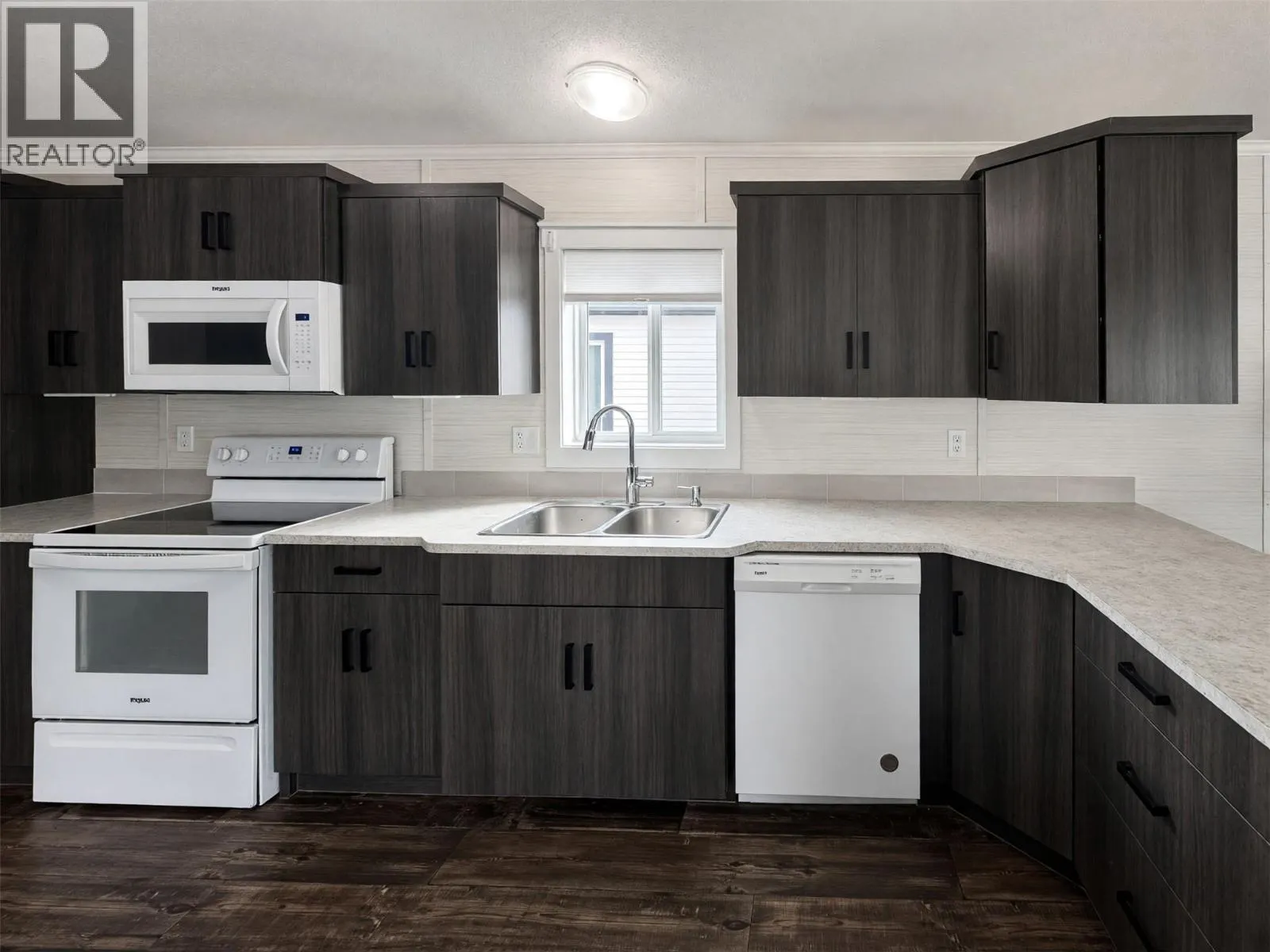 1705 Hillier Road E Unit# 24