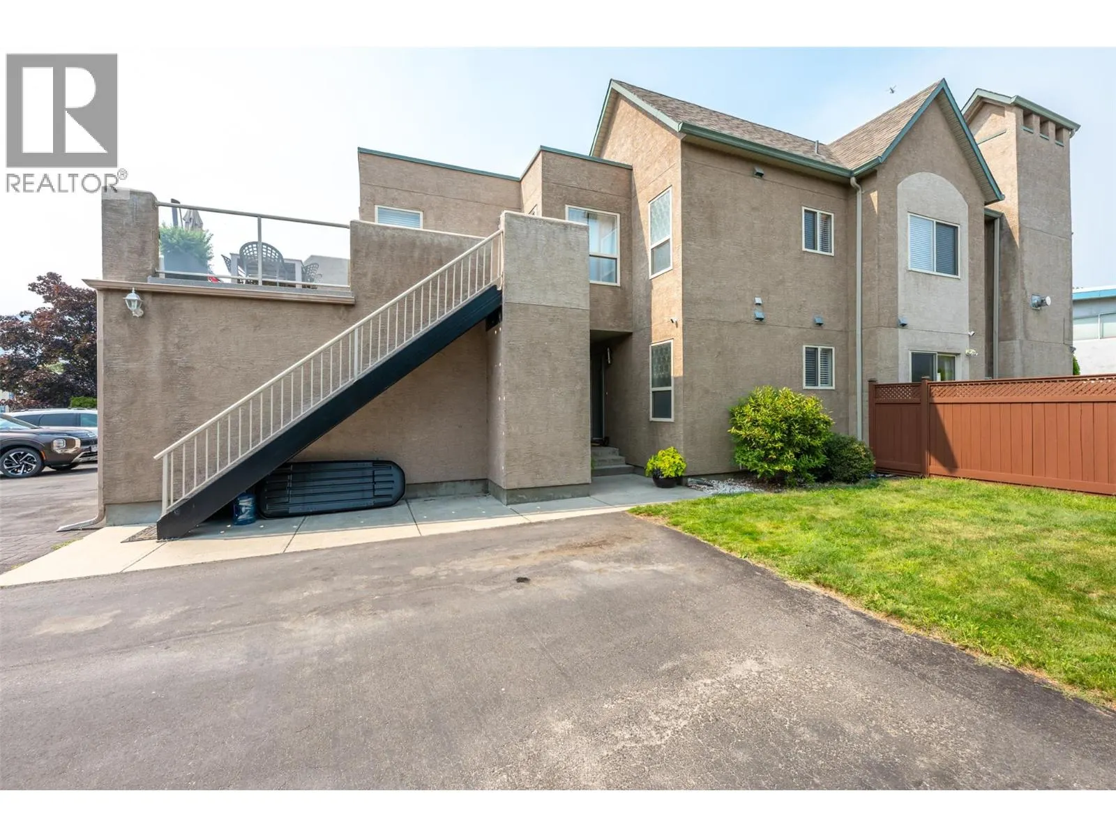 1049 Churchill Avenue Unit# 101