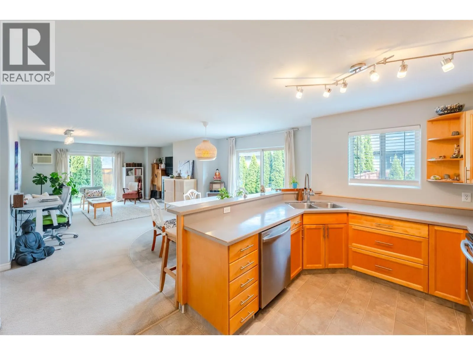 1049 Churchill Avenue Unit# 101