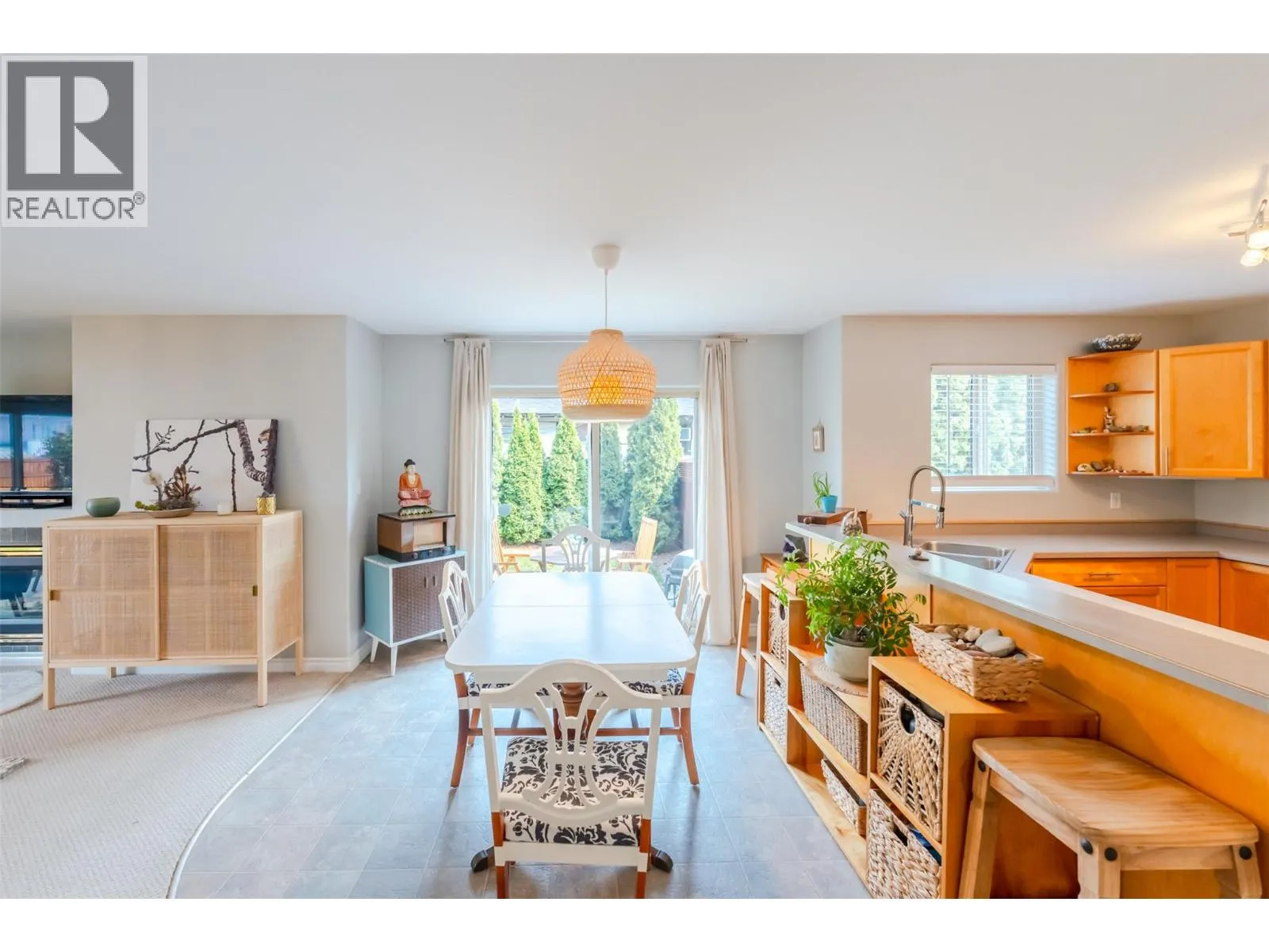 1049 Churchill Avenue Unit# 101