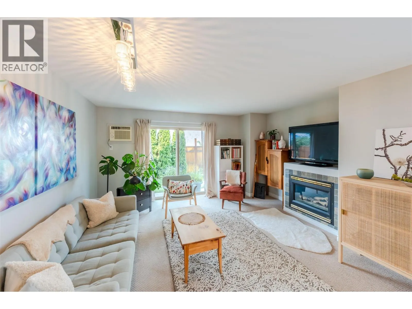 1049 Churchill Avenue Unit# 101